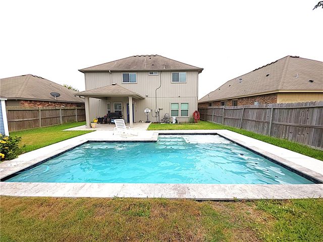 7242 High Gun Dr, Corpus Christi, TX 78414