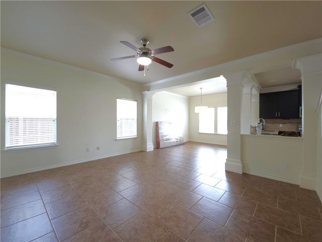 7242 High Gun Dr, Corpus Christi, TX 78414