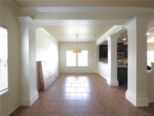 7242 High Gun Dr, Corpus Christi, TX 78414