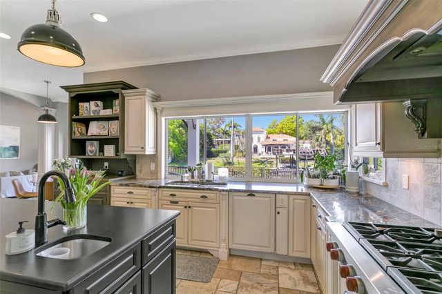 110 39TH STREET COURT NW, Bradenton, FL 34205