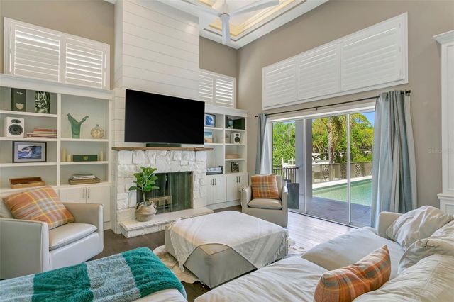 110 39TH STREET COURT NW, Bradenton, FL 34205