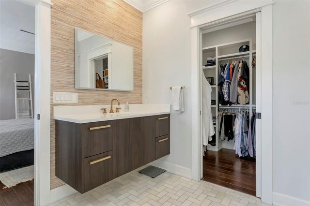 110 39TH STREET COURT NW, Bradenton, FL 34205