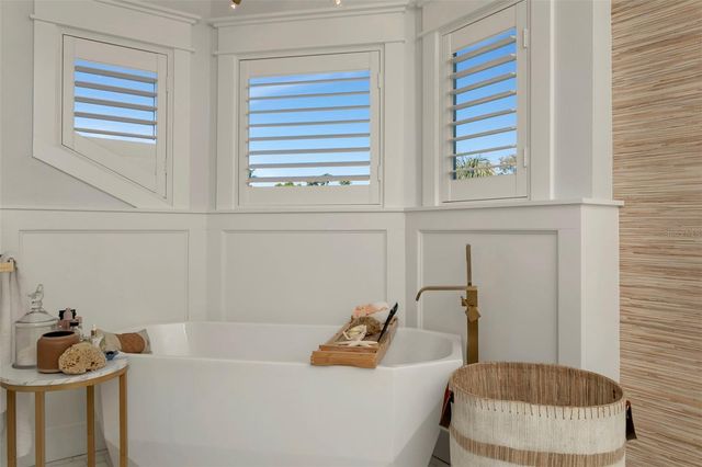 110 39TH STREET COURT NW, Bradenton, FL 34205