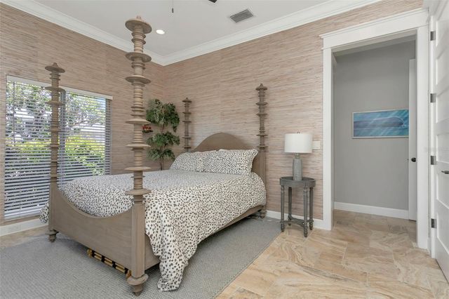 110 39TH STREET COURT NW, Bradenton, FL 34205