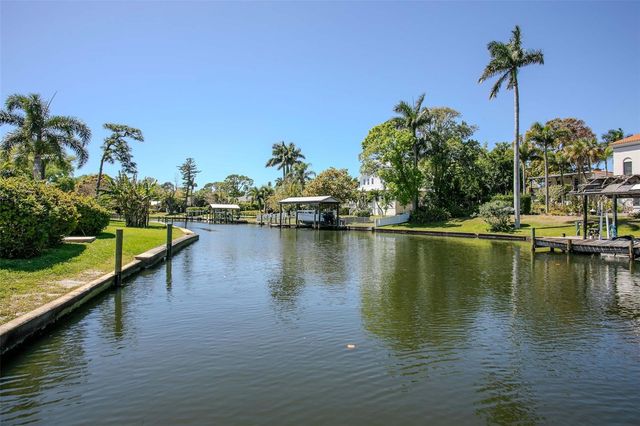 110 39TH STREET COURT NW, Bradenton, FL 34205