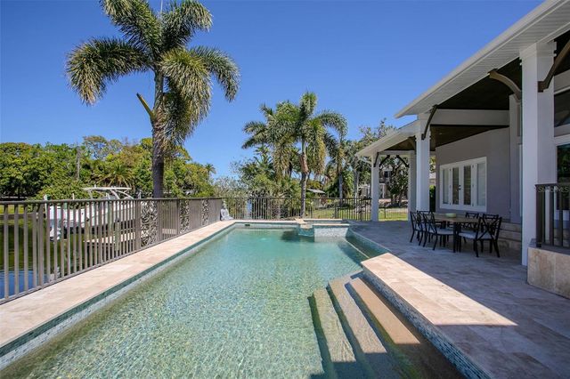 110 39TH STREET COURT NW, Bradenton, FL 34205