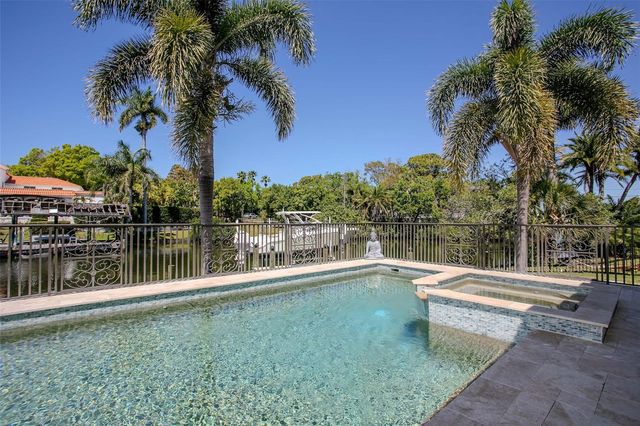 110 39TH STREET COURT NW, Bradenton, FL 34205