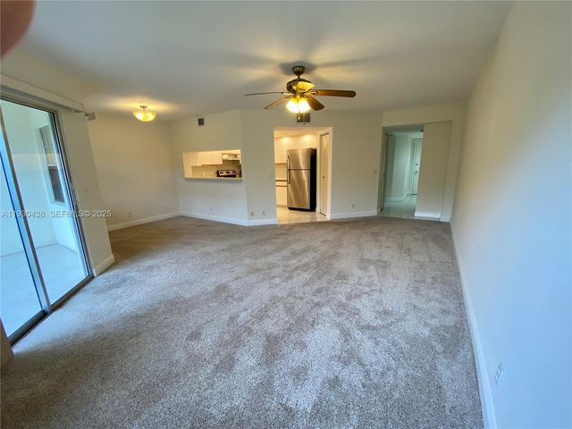 12850 SW 4th Ct 413I, Pembroke Pines, FL 33027