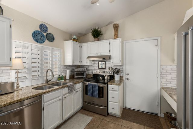 3633 W ESCUDA Drive, Glendale, AZ 85308