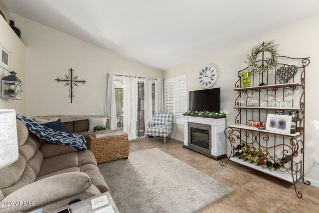 3633 W ESCUDA Drive, Glendale, AZ 85308