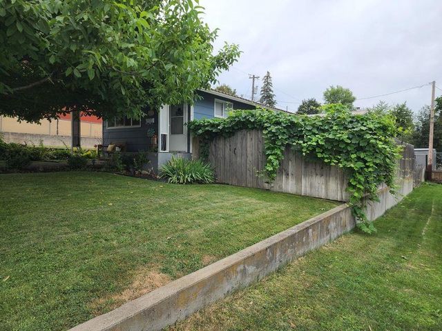 748 E Birch Ave, Colville, WA 99114