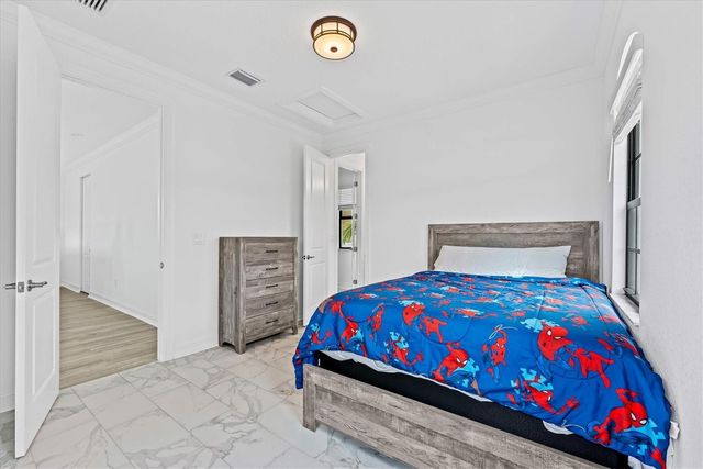 11855 SW 13th Court, Pembroke Pines, FL 33025