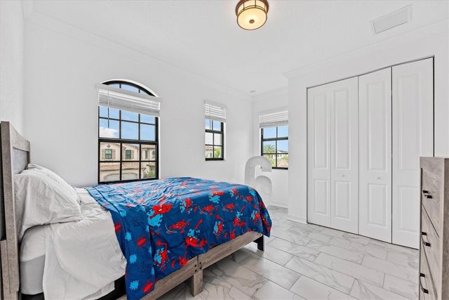 11855 SW 13th Court, Pembroke Pines, FL 33025