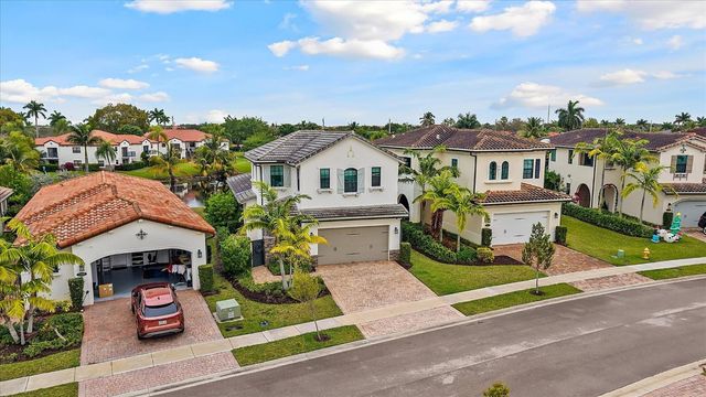 11855 SW 13th Court, Pembroke Pines, FL 33025