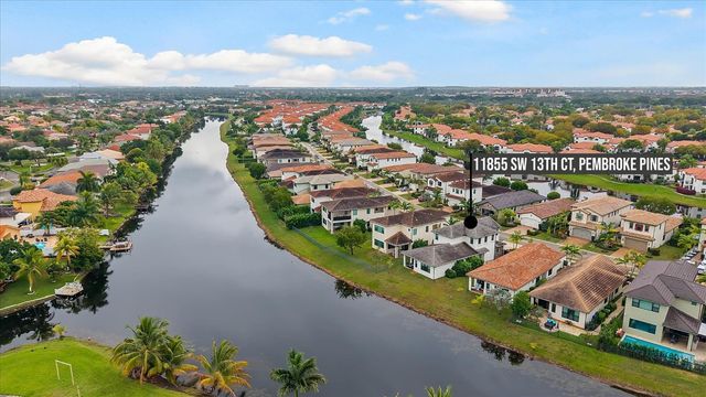 11855 SW 13th Court, Pembroke Pines, FL 33025
