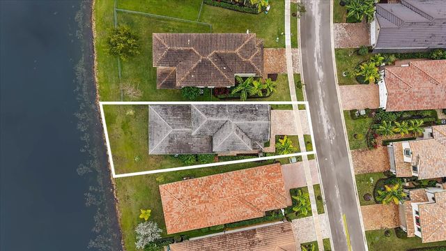 11855 SW 13th Court, Pembroke Pines, FL 33025