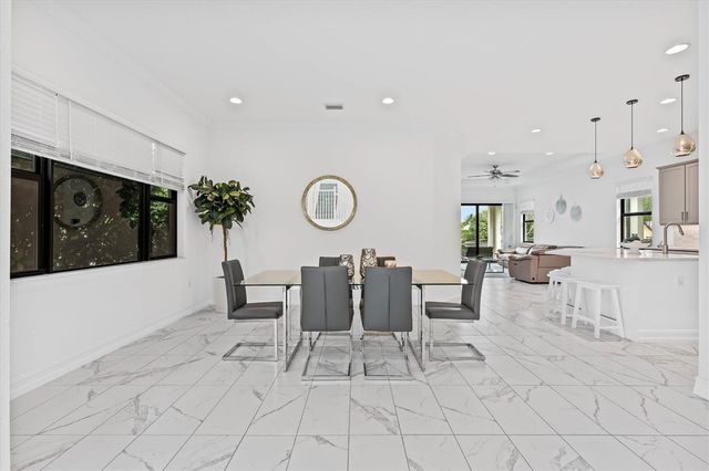 11855 SW 13th Court, Pembroke Pines, FL 33025