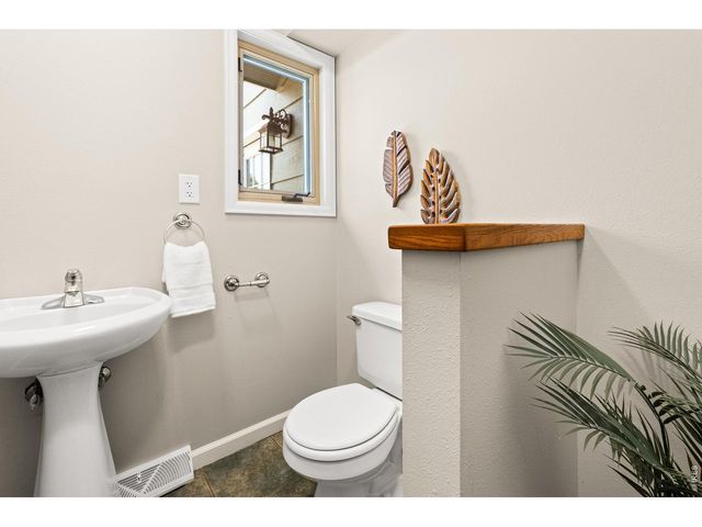 1754 36th Ave Ct, Greeley, CO 80634