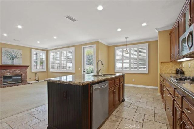 823 Canterbury Lane, San Dimas, CA 91773