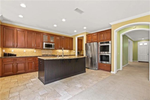 823 Canterbury Lane, San Dimas, CA 91773