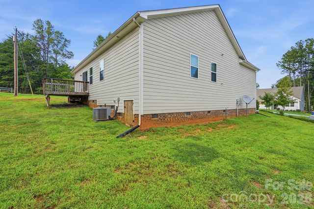 8149 Long Island Road, Catawba, NC 28609