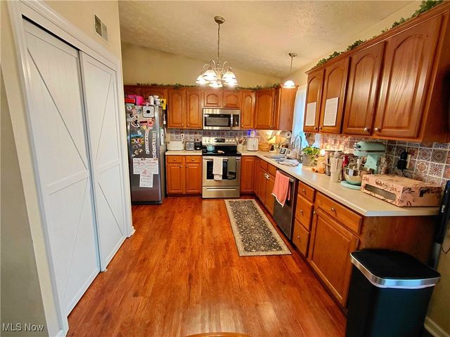 482 Bantam Ridge Road, Wintersville, OH 43953