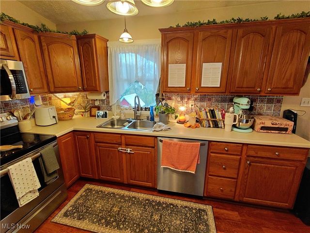 482 Bantam Ridge Road, Wintersville, OH 43953