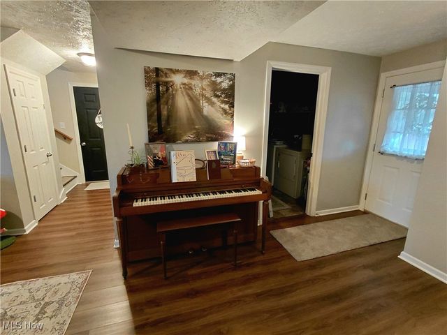 482 Bantam Ridge Road, Wintersville, OH 43953