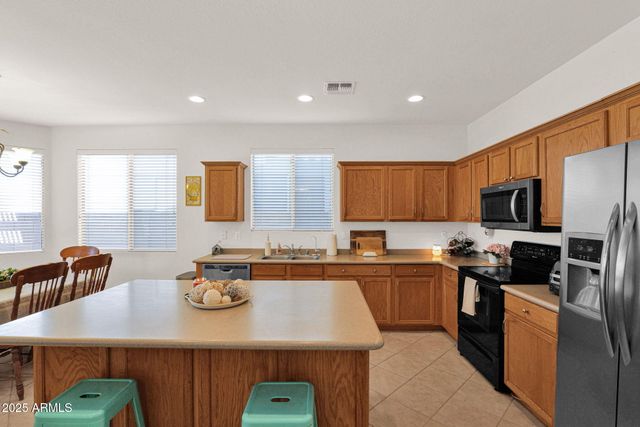 718 S 120TH Avenue, Avondale, AZ 85323