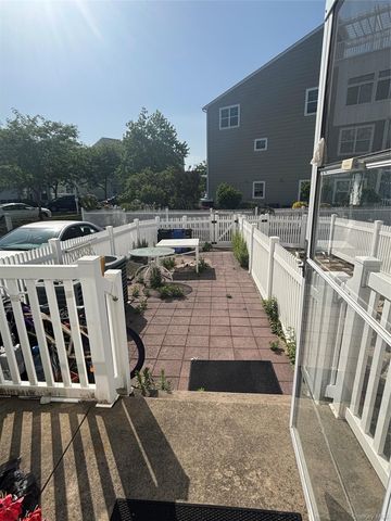 165 Commodore Circle W, Arverne, NY 11692