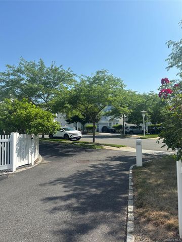 165 Commodore Circle W, Arverne, NY 11692