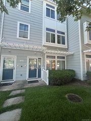 165 Commodore Circle W, Arverne, NY 11692