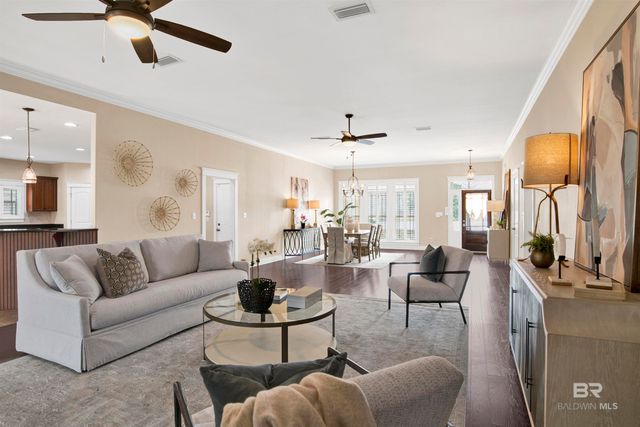 323 Wakefield Avenue, Fairhope, AL 36532