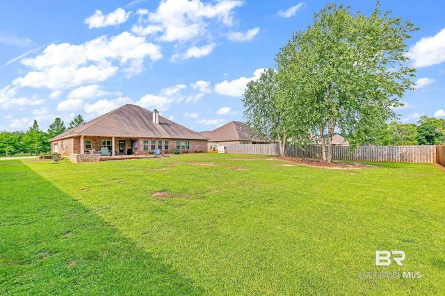 323 Wakefield Avenue, Fairhope, AL 36532