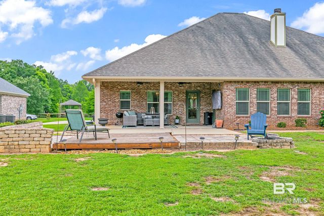 323 Wakefield Avenue, Fairhope, AL 36532