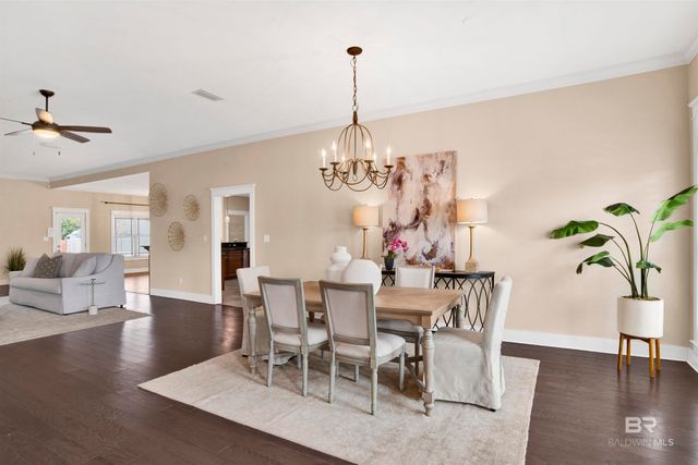 323 Wakefield Avenue, Fairhope, AL 36532