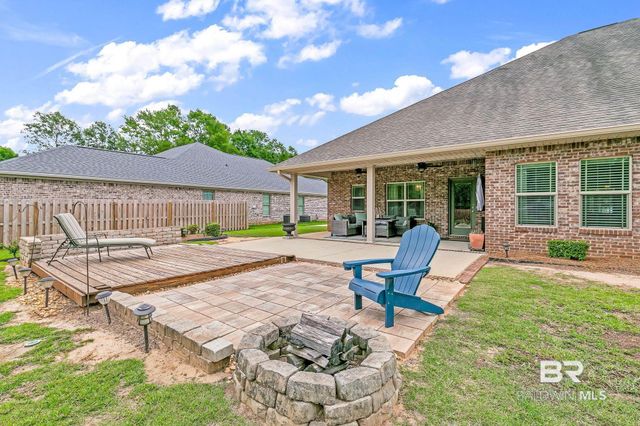 323 Wakefield Avenue, Fairhope, AL 36532