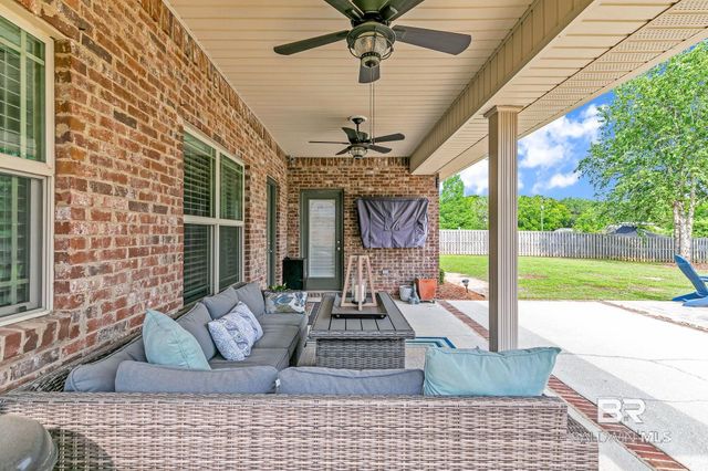 323 Wakefield Avenue, Fairhope, AL 36532