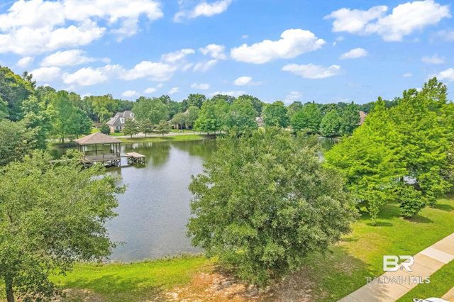 323 Wakefield Avenue, Fairhope, AL 36532