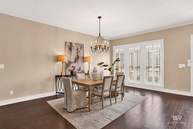 323 Wakefield Avenue, Fairhope, AL 36532