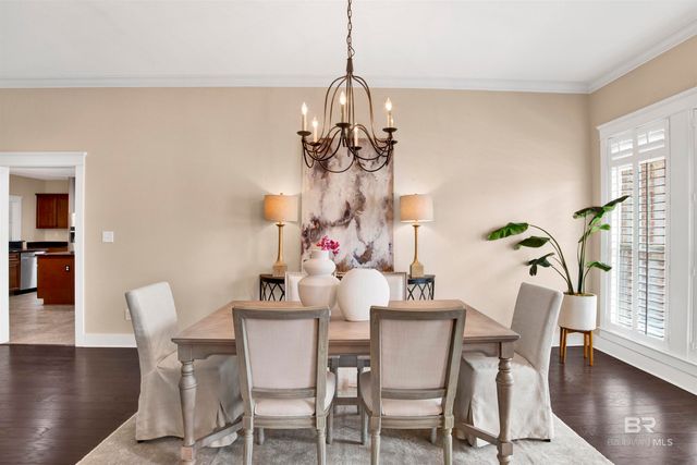 323 Wakefield Avenue, Fairhope, AL 36532