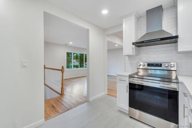 46 Jamaica Avenue, Wyandanch, NY 11798