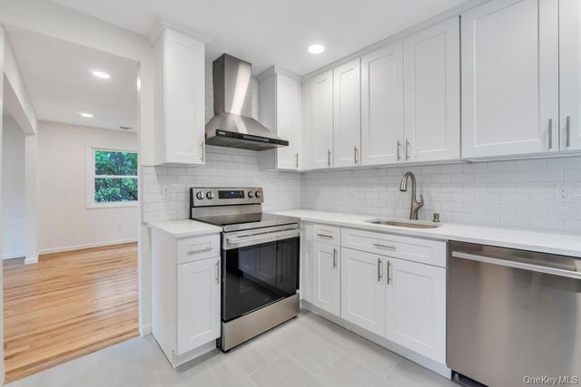 46 Jamaica Avenue, Wyandanch, NY 11798