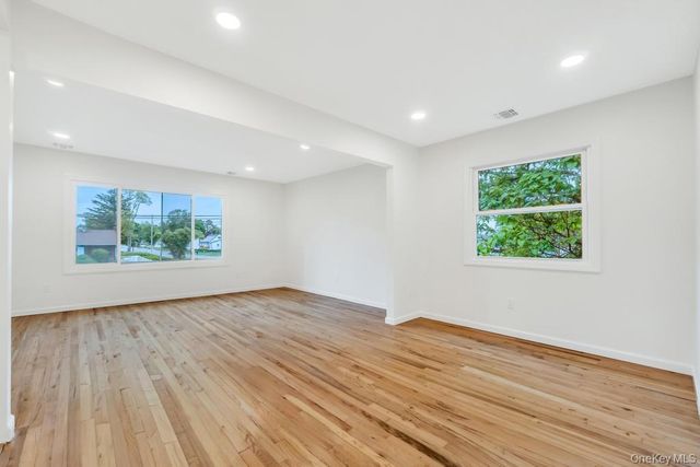46 Jamaica Avenue, Wyandanch, NY 11798