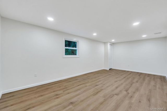 46 Jamaica Avenue, Wyandanch, NY 11798