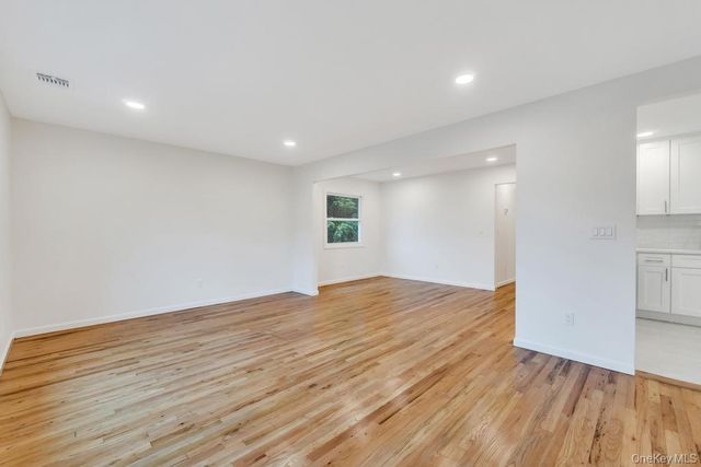 46 Jamaica Avenue, Wyandanch, NY 11798