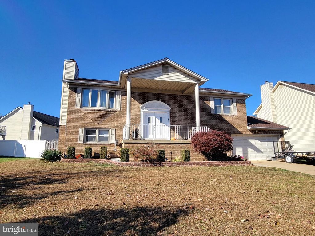 8913 CHAD WAY, Clinton, MD 20735