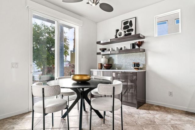 561 Skylar Lane, Palm Springs, CA 92262