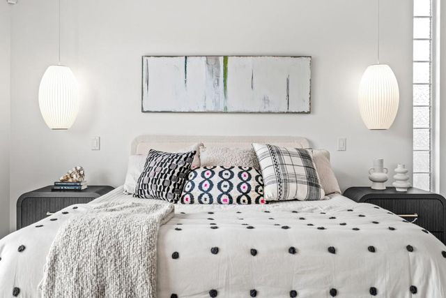 561 Skylar Lane, Palm Springs, CA 92262