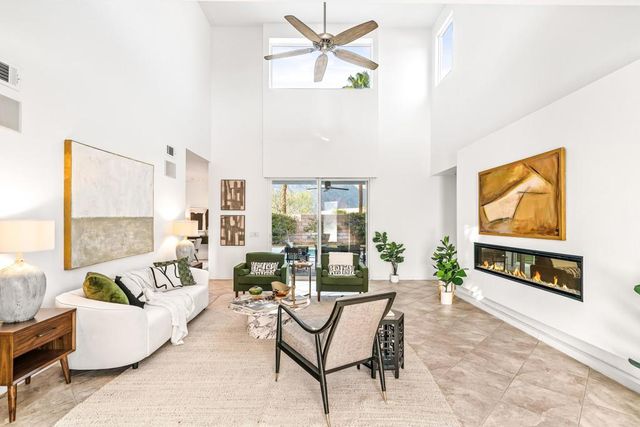 561 Skylar Lane, Palm Springs, CA 92262